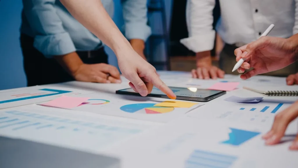 Menembus Batas: Strategi & Inovasi di Era Bisnis Modern